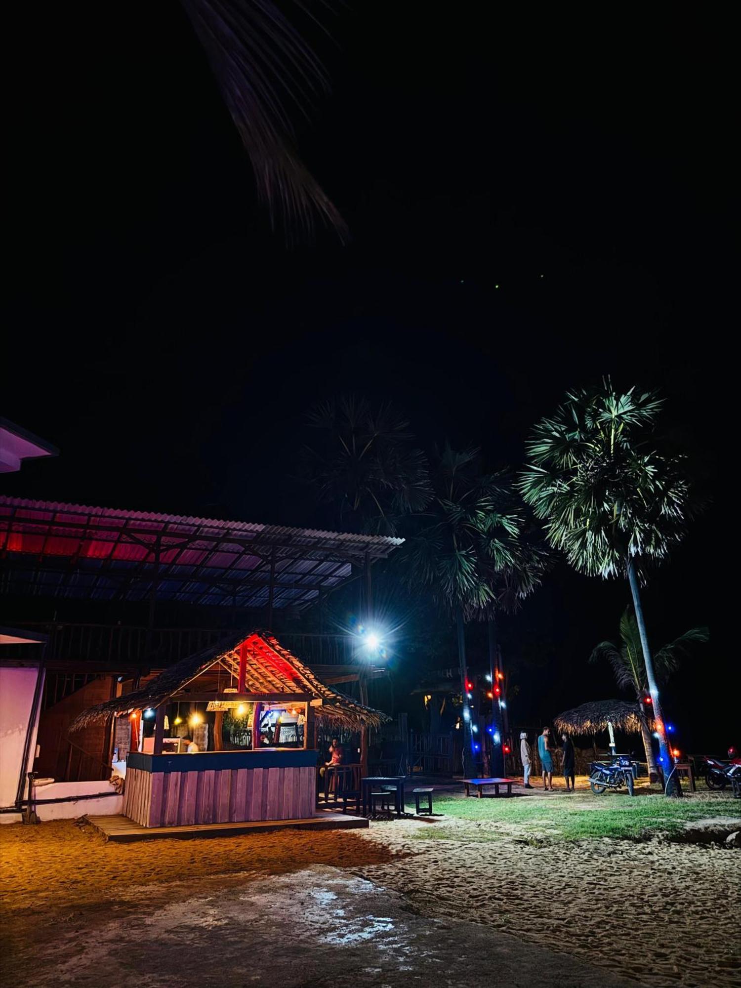 Guitar Bay Arugambay Hotel Arugam Bay Exterior photo